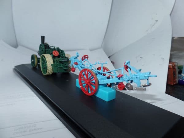 Oxford 76FBB005 1/76 OO Fowler BB1 Ploughing Engine 15334 Lady Caroline and Fowler Plough